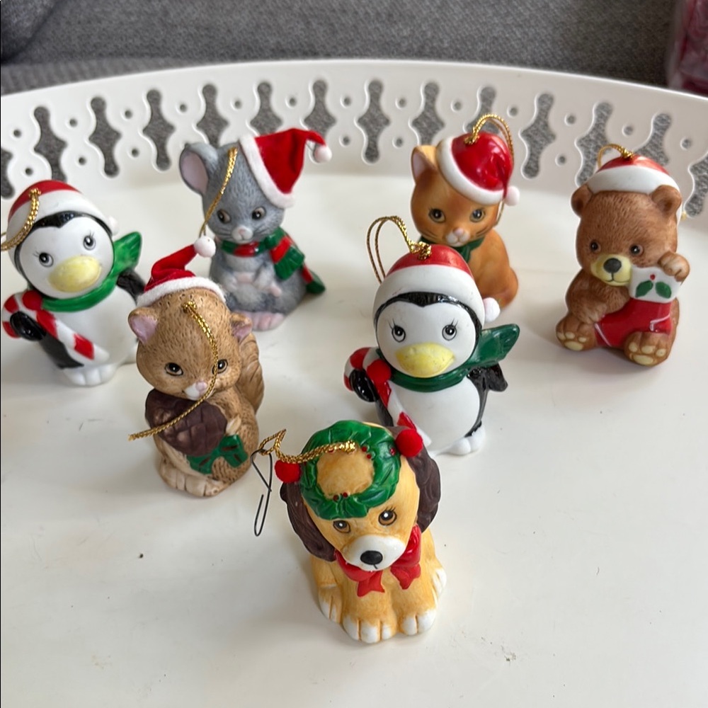 Vintage set of 7 SRI Lanka Holiday Pet ceramic Ornaments Set - Multicolor
